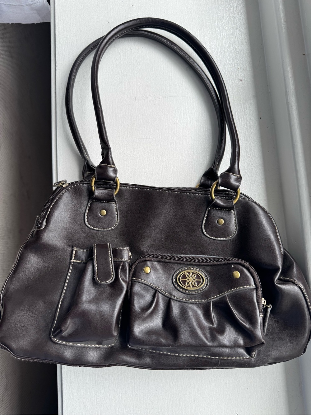 Y2K fashion vintage retro rich dark brown faux-leather shoulder handbag